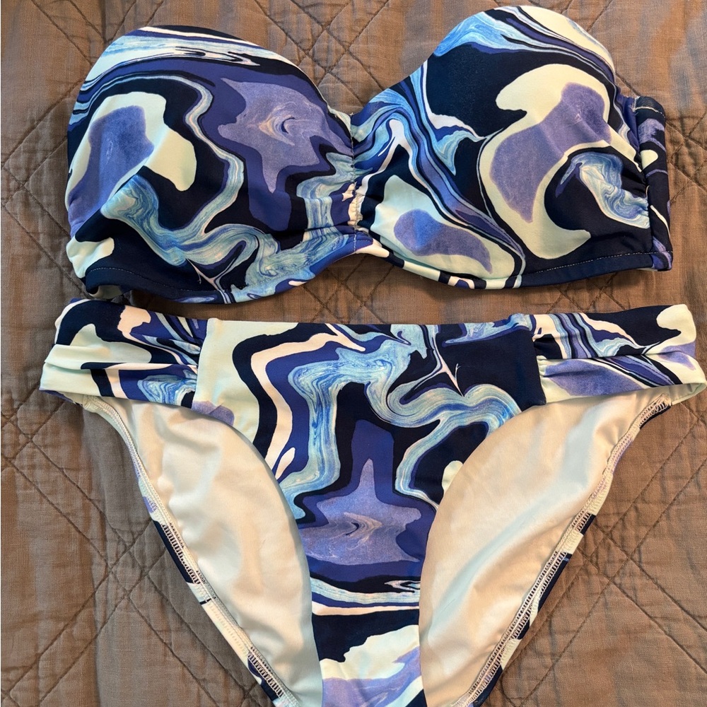 Victoria's Secret Blue and Cream Bikini